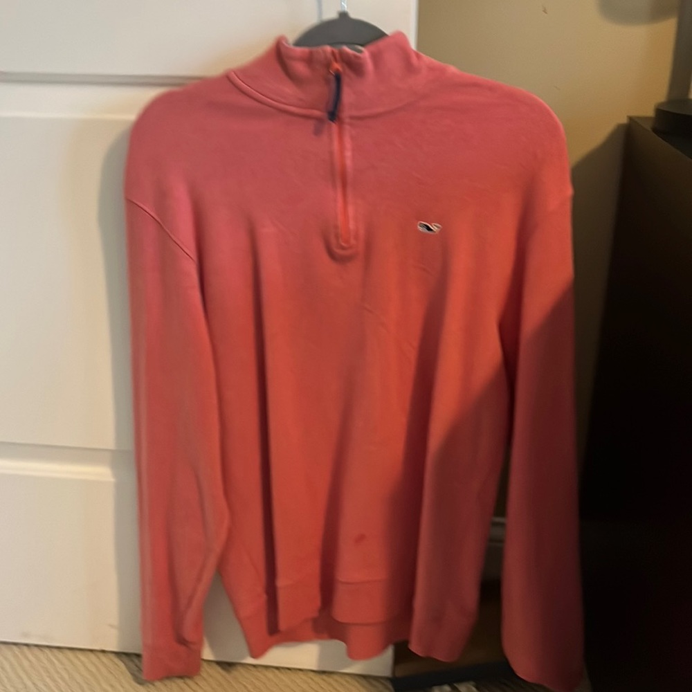 Vineyard Vines quarter zip size medium